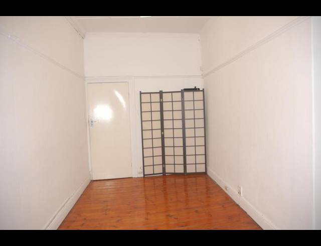 BUSINESS PROPERTY TO RENT IN GARDENS